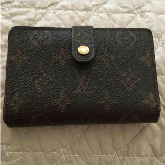 Louie Vouton wallet