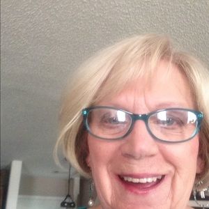 Meet your Posher, Natalie