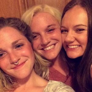 Meet your Posher, Julia