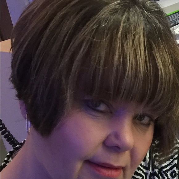 Meet your Posher, Wanda - Picture 1 of 1