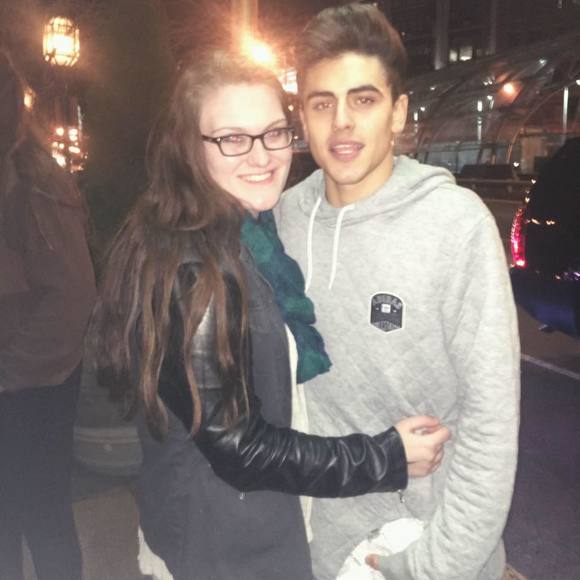 Meet your Posher, Devan