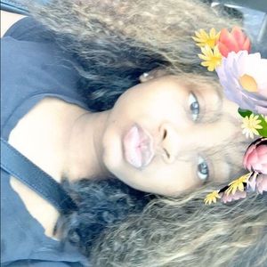 Meet your Posher, Kae