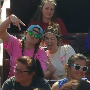 Meet your Posher, Tesslie