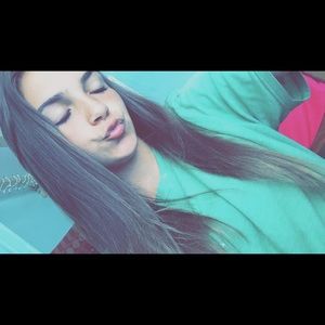 Meet your Posher, Maryam