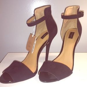 Zara ankle strap heels 38 black