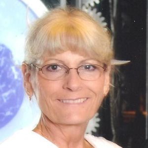 Meet your Posher, Janet