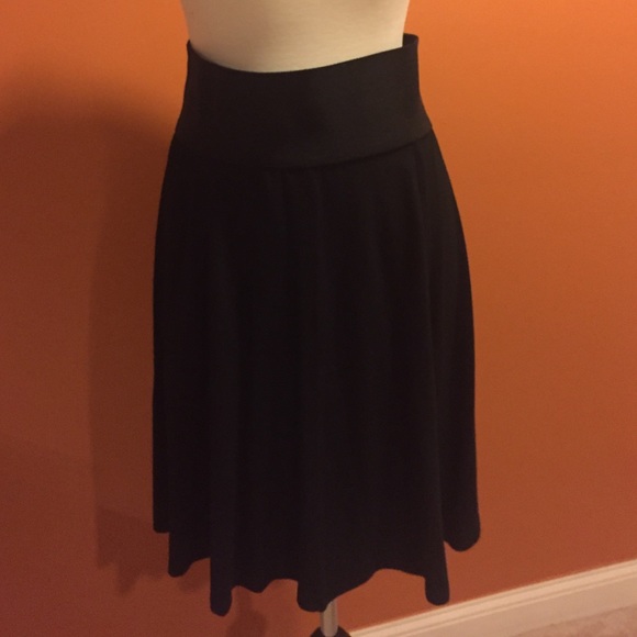 Knit stretch circle skirt. Alfani, never worn.