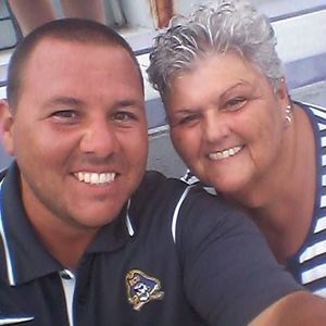 Meet your Posher, Dee