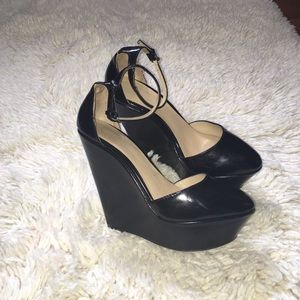 Zara platform wedges w ankle strap