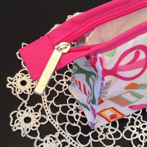 CLEARANCE 🎃CLINIQUE MAKEUP BAG - Picture 4 of 4