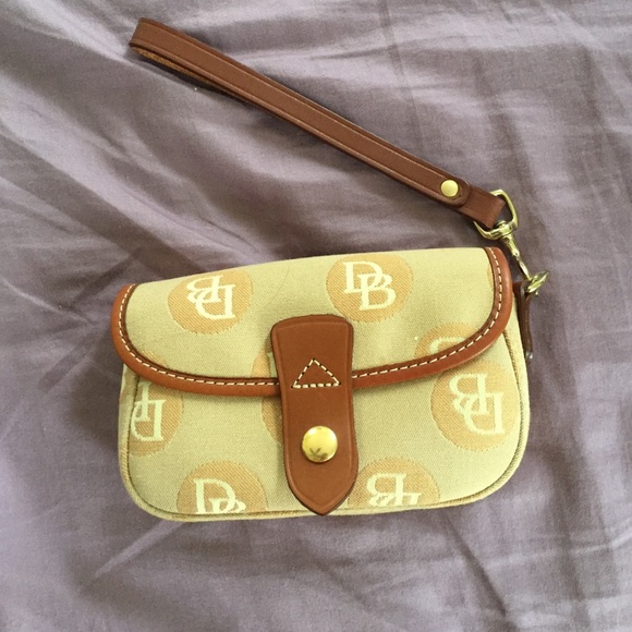 Dooney and Bourke wristlet