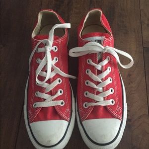 Red converse