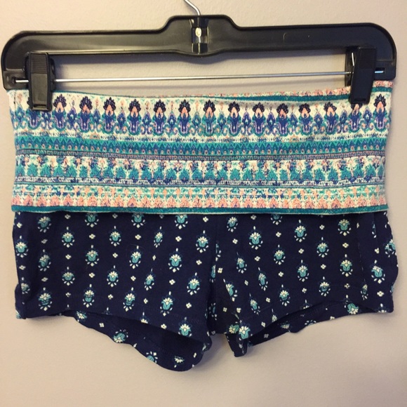 Size XS Mossimo yoga shorts