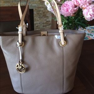 Michael Kors Tote