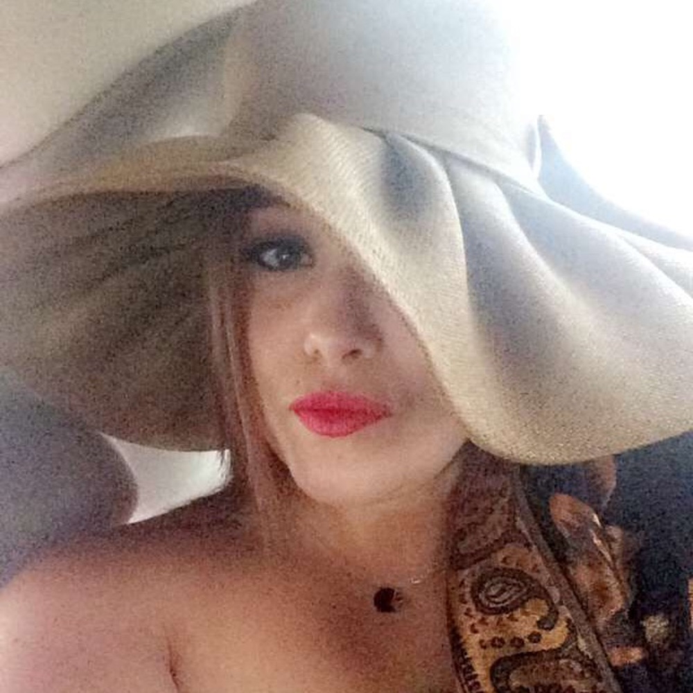 Meet your Posher, Yussett