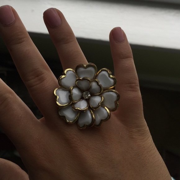 Large flower ring