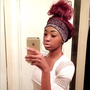 Meet your Posher, Brontasia