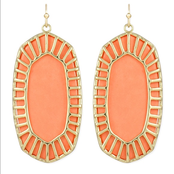 NWT Kendra Scott Gold Delilah Large Drop Earrings