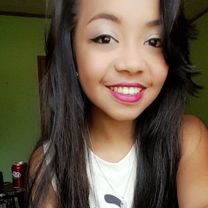 Meet your Posher, Janelle