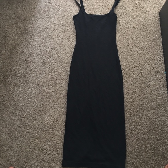 black fitted dress
