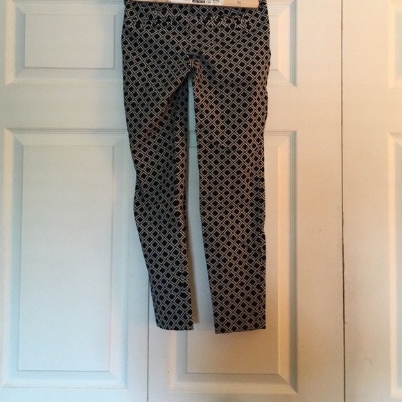 Old Navy Pixie Pants - image 3
