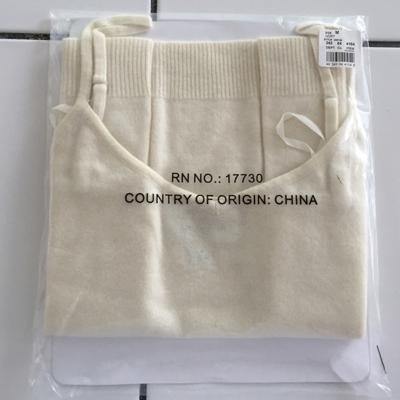 Cashmere. Brand new camisole in a creamy white