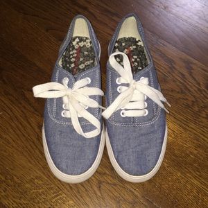 Mossimo Supply Co. • Chambray Sneakers