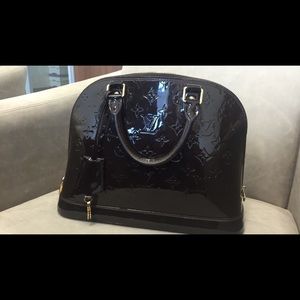 Louis Vuitton Alma PM Monogram Vernis
