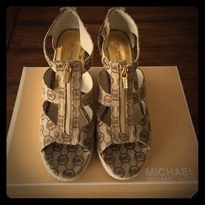 Michael Kors Damita wedge