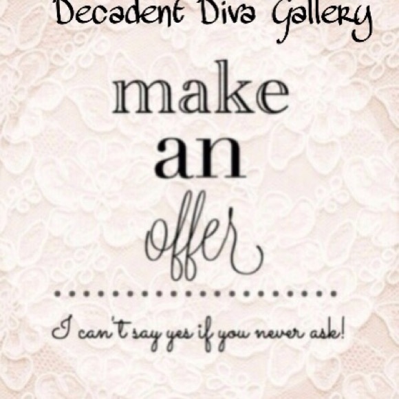 All Reasonable Offers Accepted! 🎀