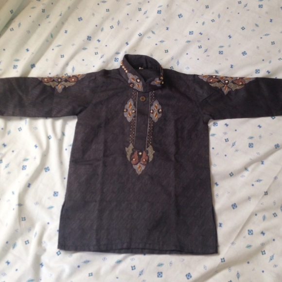 Black kids kurta! - Picture 1 of 2