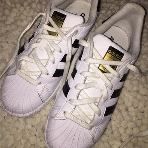 ❗️ White Adidas Superstars ❗️
