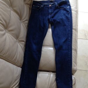 DO NOT BUY. Too Superlow Size 11 Levi's Dark Blue