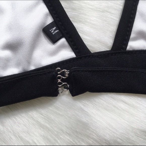 HP✨Black mesh bikini top / bralette - Picture 4 of 5