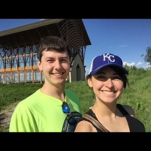 Meet your Posher, Shea