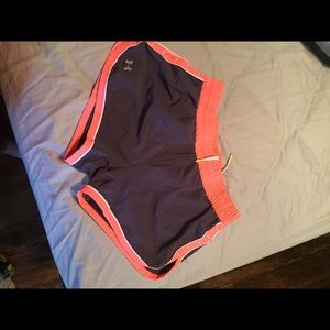 Xs underarmour shorts