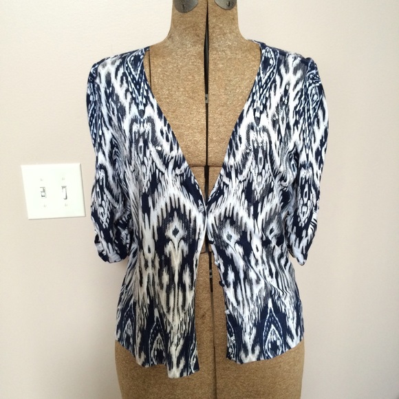 I•N•C blue sweater