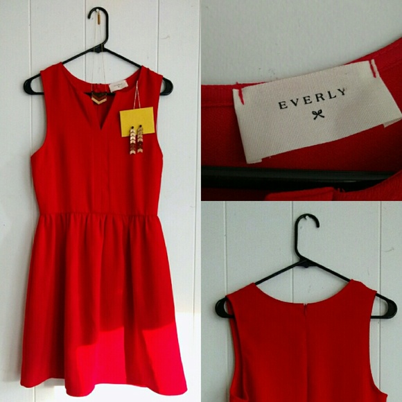 SOLD // Everly Red Sleeveless Dress - Picture 1 of 1