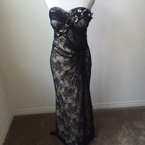 Faviana Glamour Black Floor-length Gown