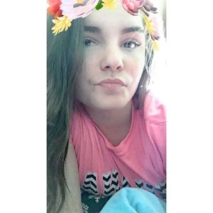 Meet your Posher, Kaitlyn