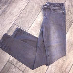 Aeropostale gray washed jeans!