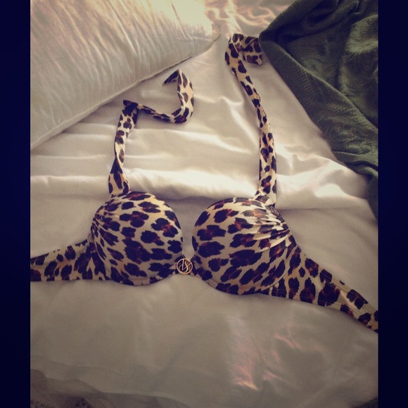 Victoria Secret bombshell bikini