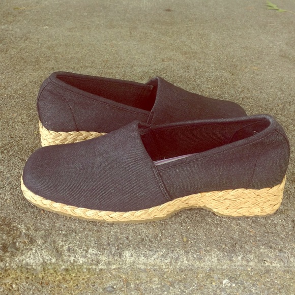 Calico Sport Shoes - Excellent condition! Calico Sport shoes