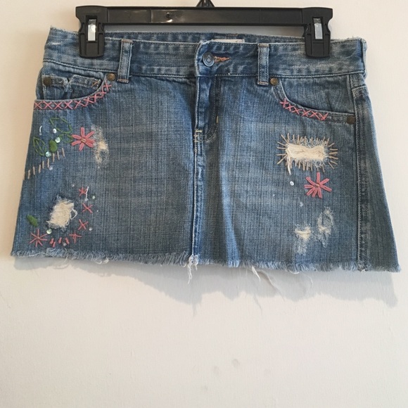 Super cute jean skirt 💕