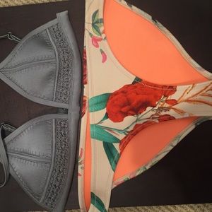 NEW Triangl bikini -ON HOLD-
