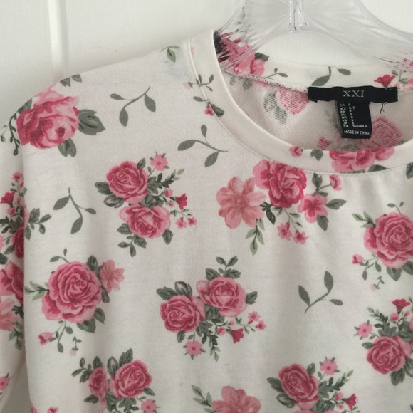Forever 21 Rose Print Sweatshirt - Picture 2 of 4