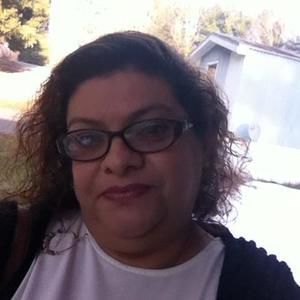 Meet your Posher, Roxana