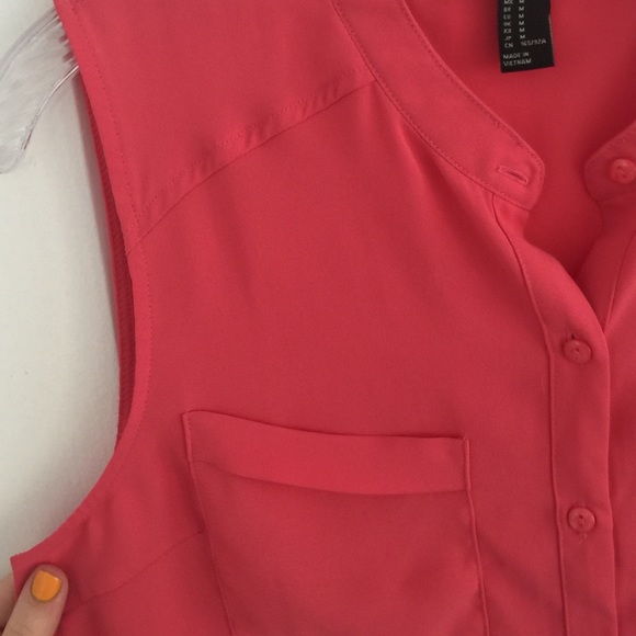 Forever 21 Cropped Pink Button Down - Picture 2 of 4