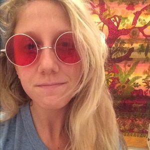 Meet your Posher, Kara