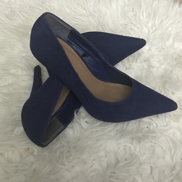 F21 Blue Suede pointed Heels - Picture 3 of 4